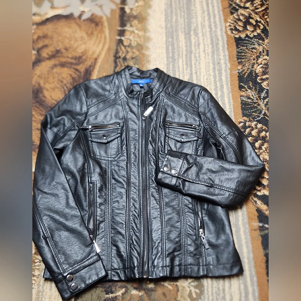 Jacket - Picture 1 of 9